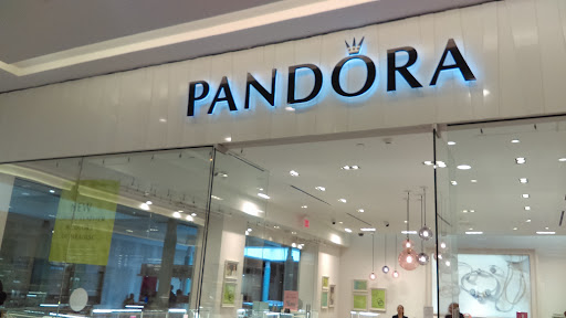 Pandora San Patricio