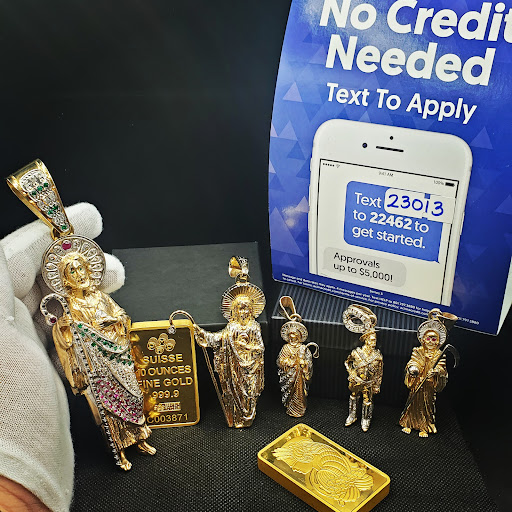 TAMAYOS FABRICA DE ORO