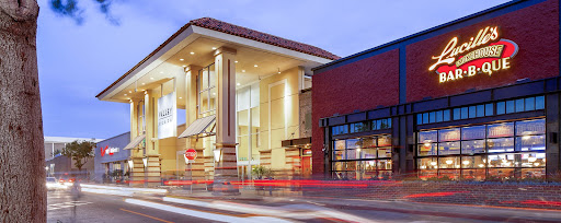 Valley Plaza