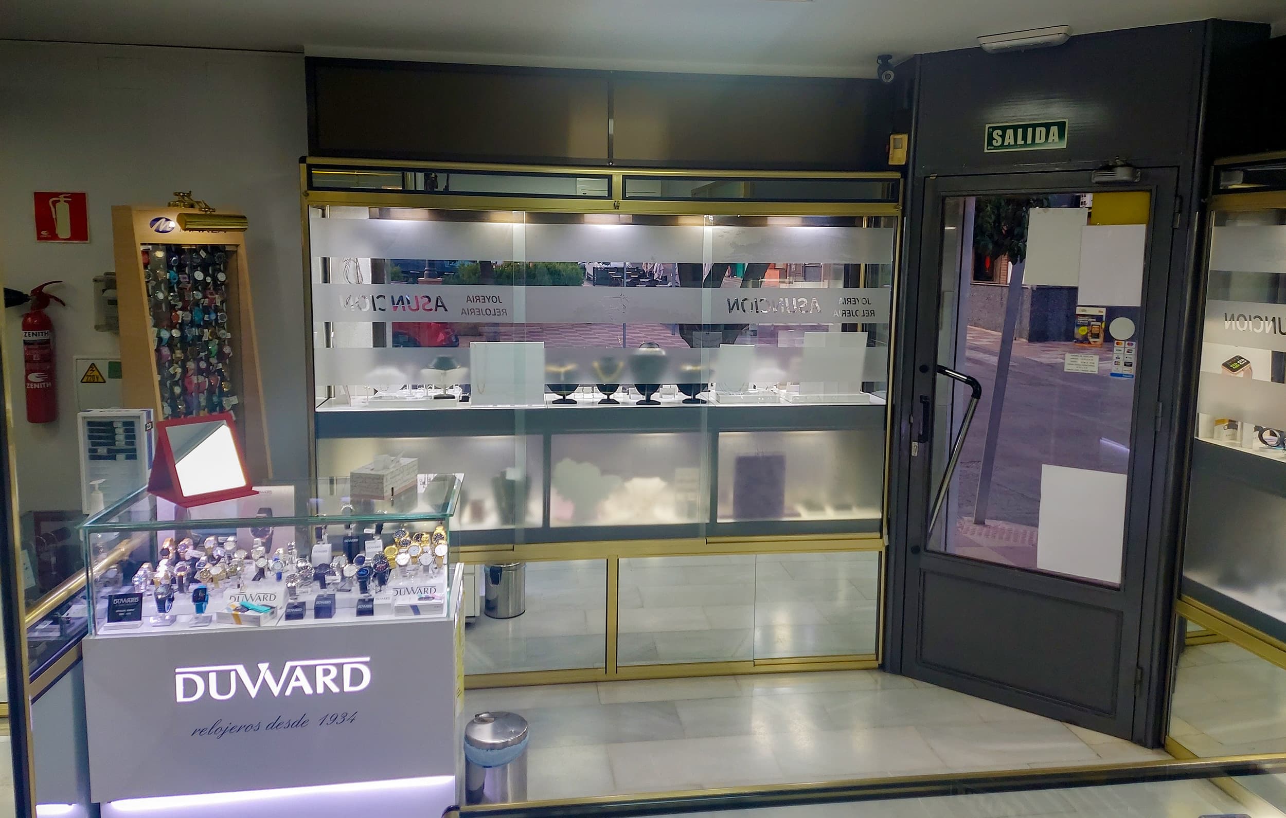 Joyería Asunción Inc. - Joyas de diseño exclusivo, anillos de compromiso y accesorios de lujo en Asunción