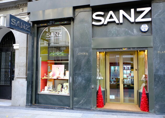 Saenz Jewelry Shop – Joyas de lujo, anillos de compromiso y accesorios elegantes
