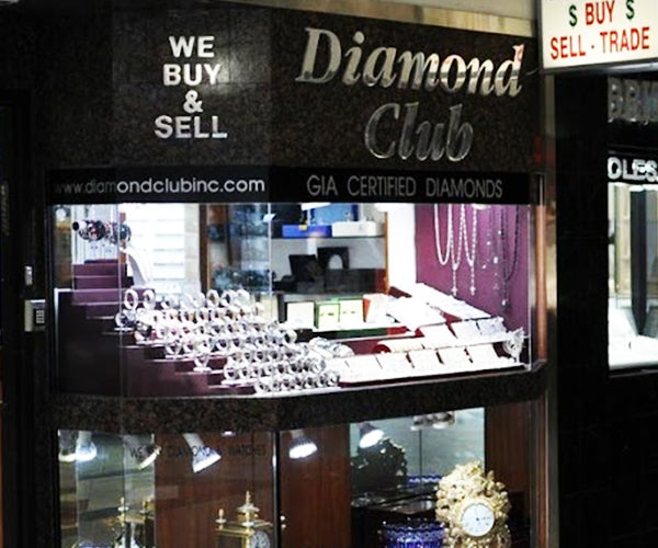 Diamond Club Miami: lujo nocturno, música en vivo y vista al mar