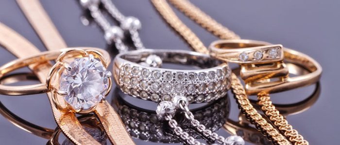 Joyería de oro y plata: elegantes piezas de joyas finas para estilo sofisticado