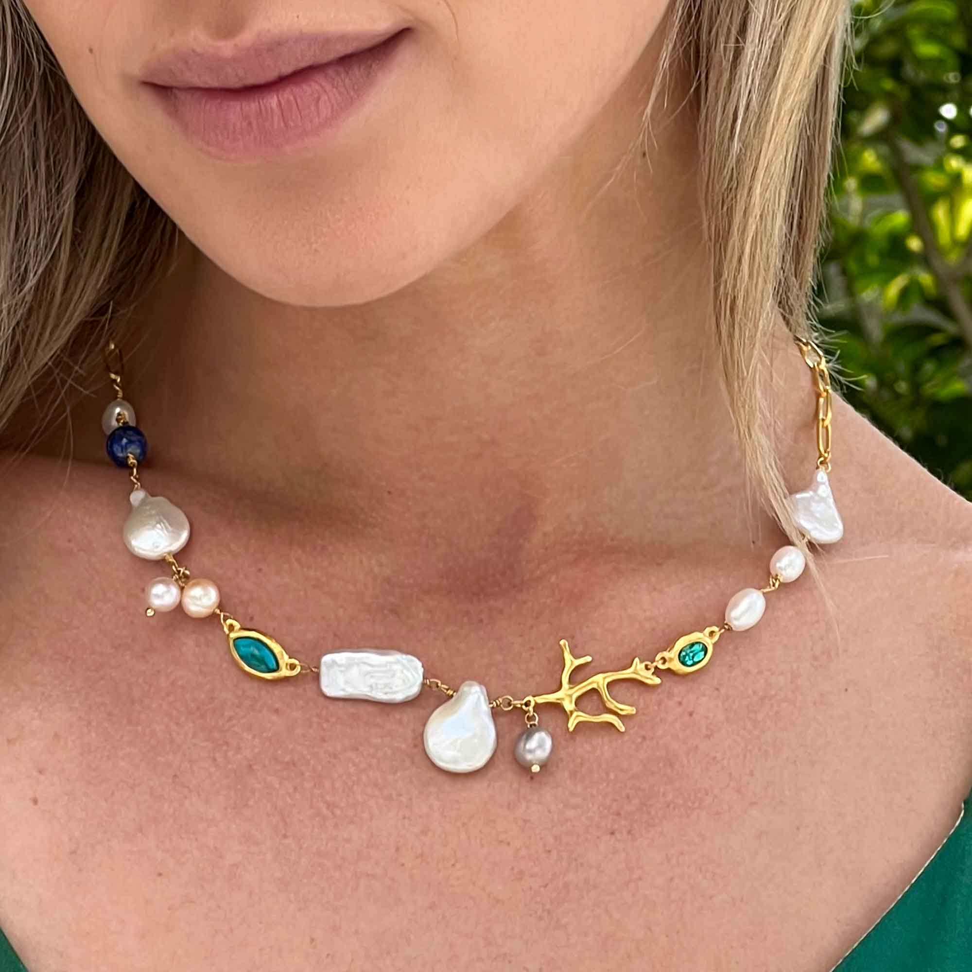 Joyas Capri: Elegancia Italiana en Collares y Pulseras de Alta Calidad