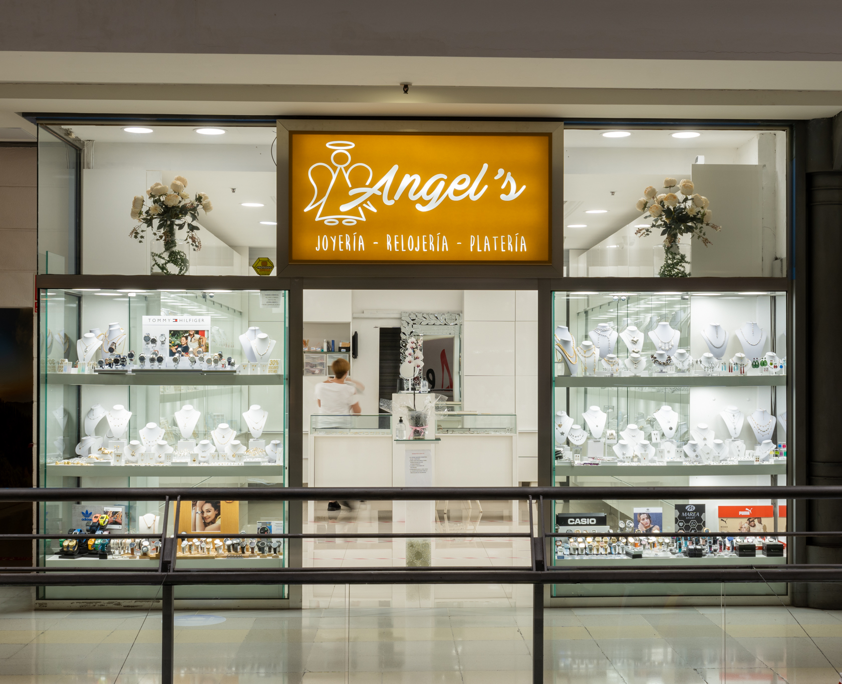 Joyería Angelic: pulseras y colgantes de ángel, diseño elegante y lujoso – regalo perfecto