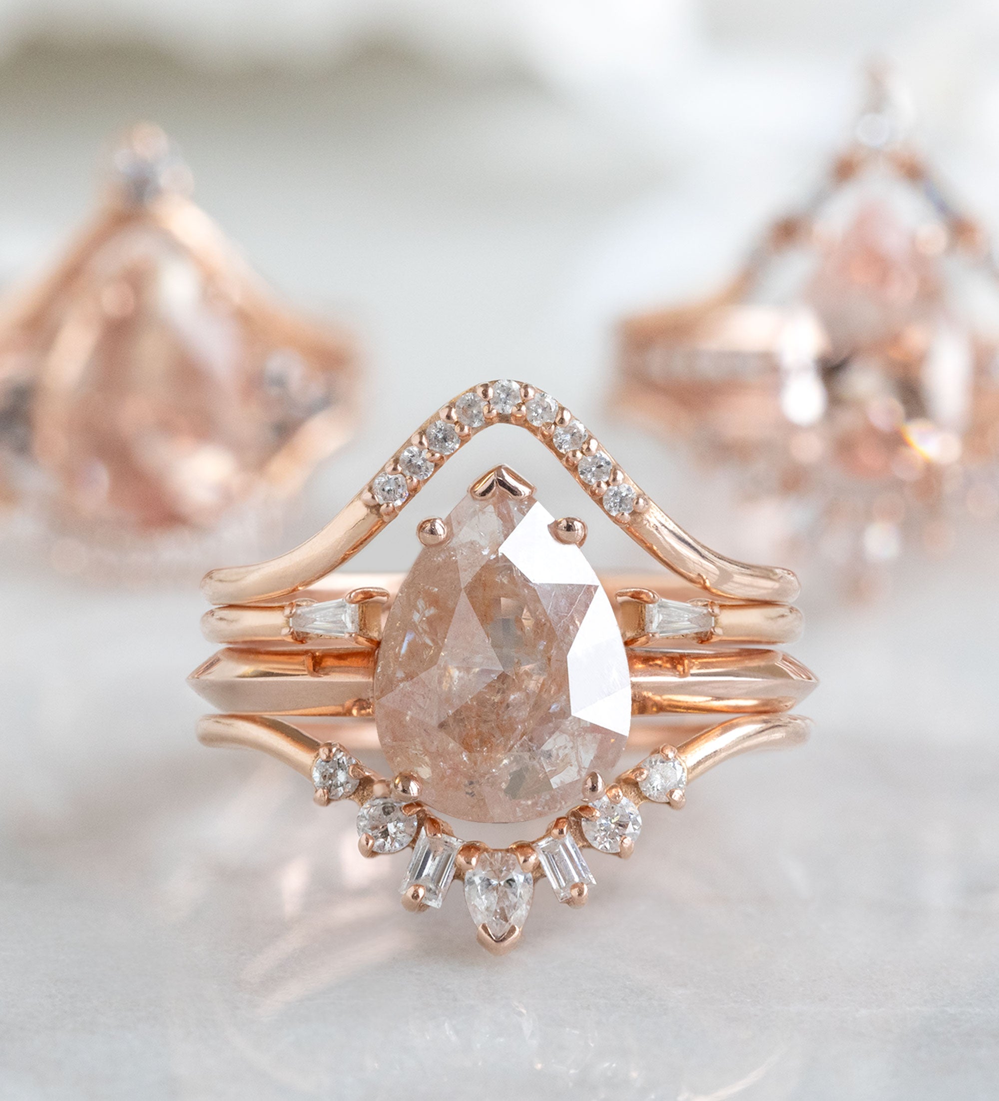 Anillos de compromiso personalizados con gemas y joyas de alta calidad – Diseño único y elegante