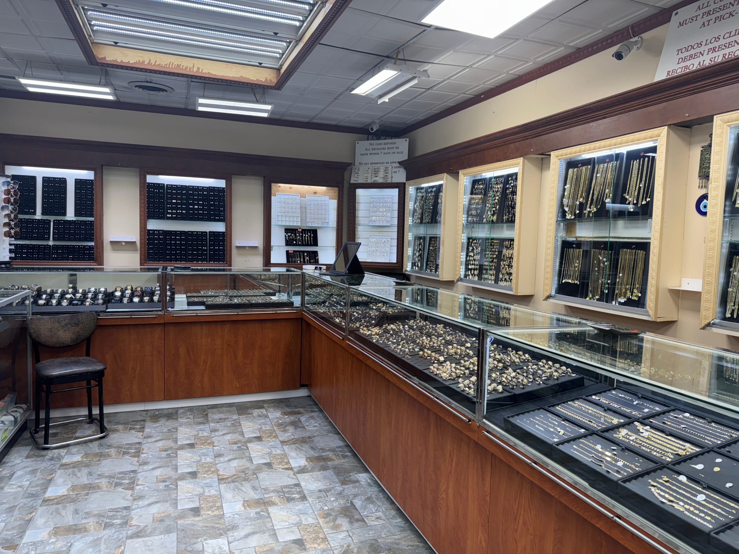 Joyería Khal – Elegantes Anillos y Collares de Oro y Plata | Diseño de Lujo