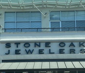 Joyas de lujo de Stone Oak Jewelers: anillos, collares y diamantes de alta calidad