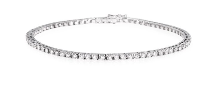 Joyería Riviera: Elegantes Pulseras y Collares de Oro y Plata – Diseño Exclusivo