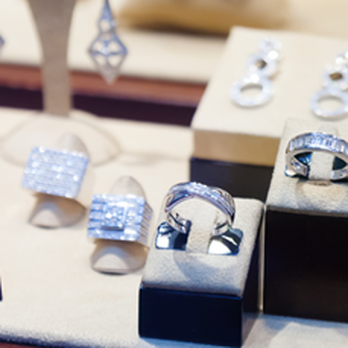 Sandia Jewelers: Joyas de lujo, anillos de compromiso y diseños exclusivos – Tienda de joyería