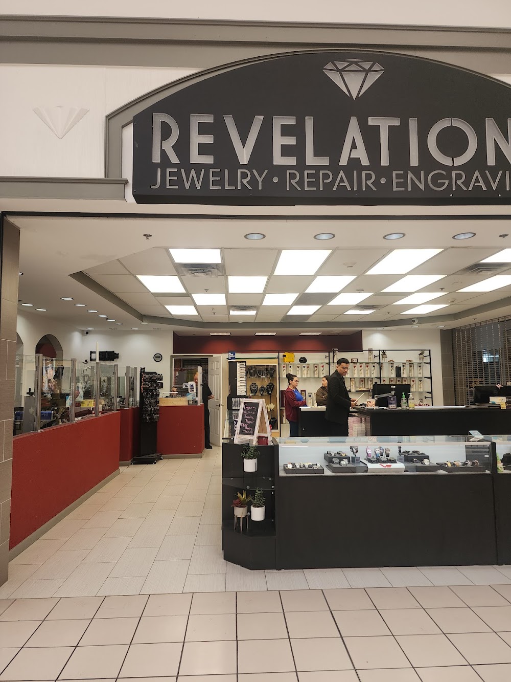 Revelaciones Joyas: Reparación y Grabado en Cottonwood Mall - Servicio de Calidad
