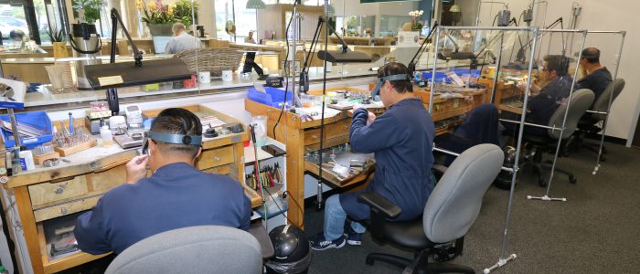 Taller de reparación de joyería: servicios profesionales para anillos, collares y más