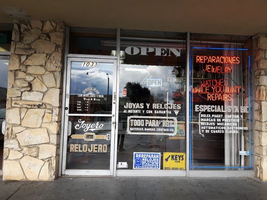 Relojerías en Corona, California – Expertos en Relojes y Servicios Exclusivos