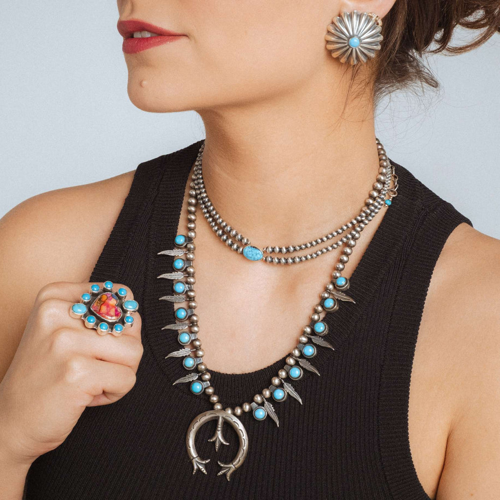 Joyas artesanales de Karla: collares, pulseras y anillos de alta calidad