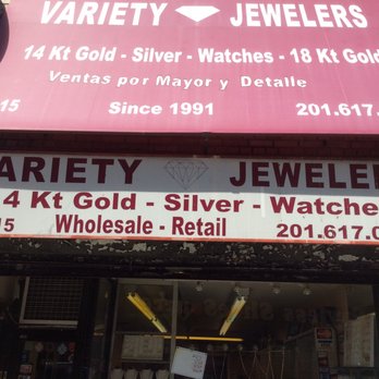 Variety Jewelers: joyas exclusivas, anillos de compromiso y diseños personalizados