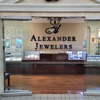 Alexander Jewelers: Joyería de Lujo, Anillos de Compromiso y Relojes Exclusivos