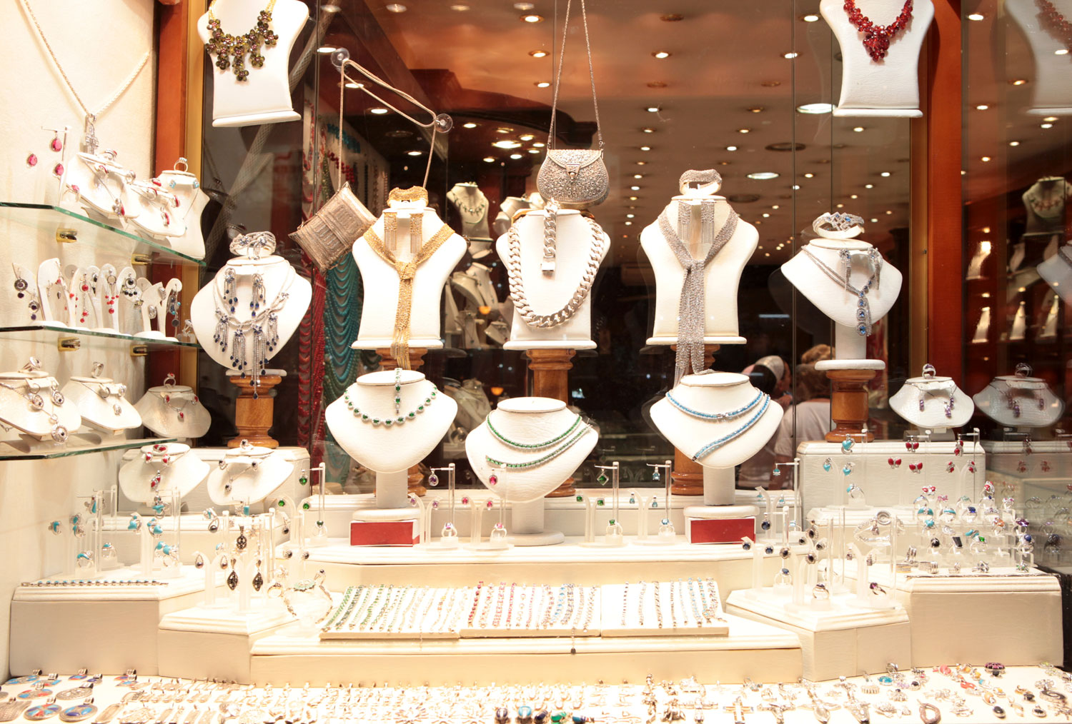 Joyas artesanales mexicanas: diseños exclusivos de joyería en México – elegancia y tradición